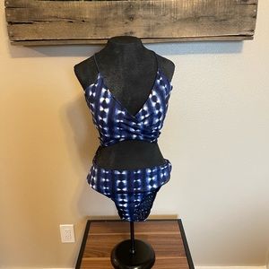 Athleta navy and white reversible bikini